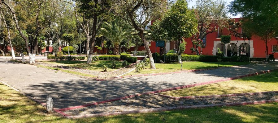 El lado moderno de Mixcoac. Ciudad de México.