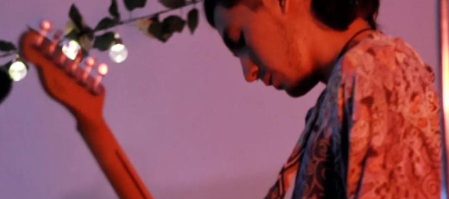 Paullie: Presencia disuelta en anhelos