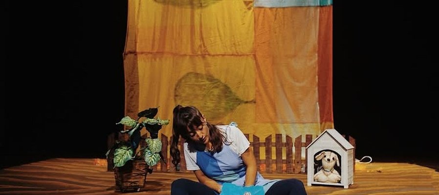 Vida y gloria de una oruga filósofa