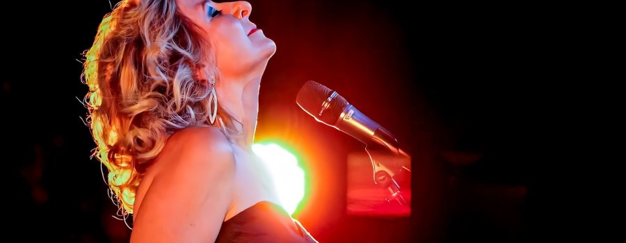 Concierto: Desde España Pilar Boyero canta a Dúrcal & Jurado