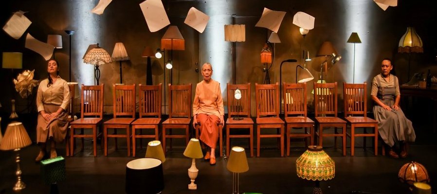 Prendida de las lámparas