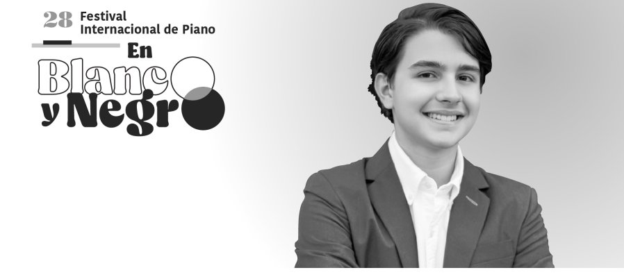 Alexander Vivero