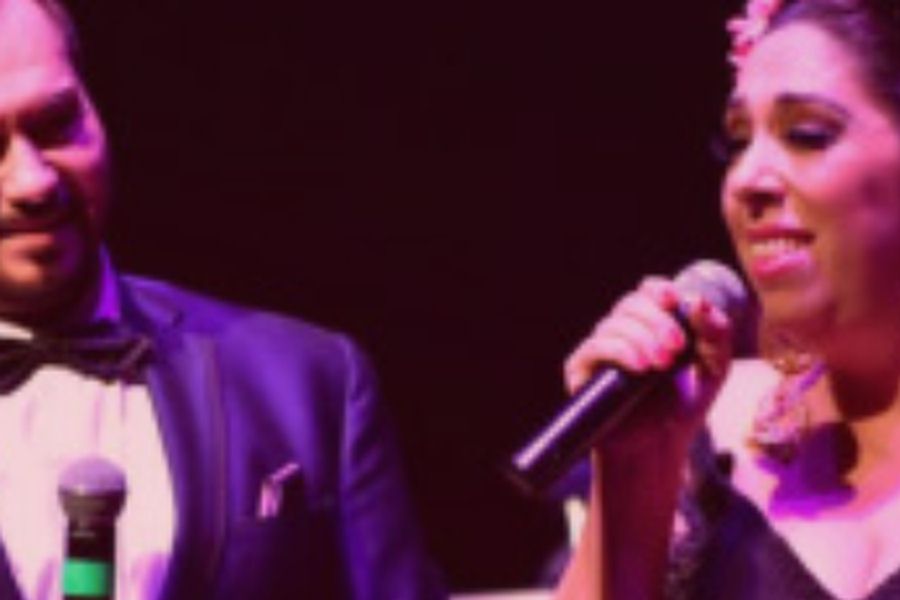 Imagen muestra de la actividad Regina Orozco, piano y mariachi