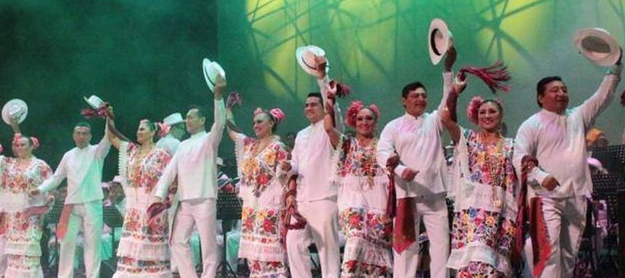 Renacer mestizo: 56 años de historia