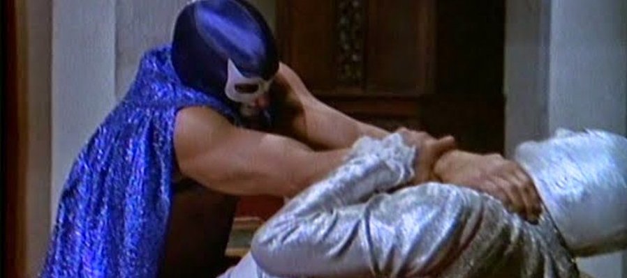 Santo y Blue Demon en el mundo de los muertos