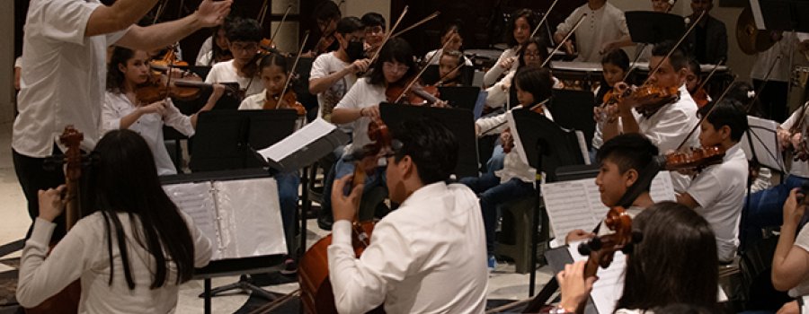 Concierto de los Semilleros Ensamble de cuerdas y percusión "Arditepec" y la Orquesta Juvenil de Reynosa, Tamaulipas