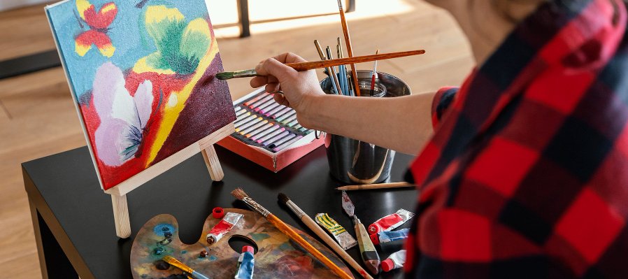 Sesiones colectivas de experimentación artística