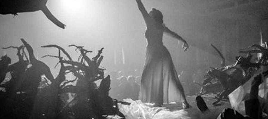 El silencio de María