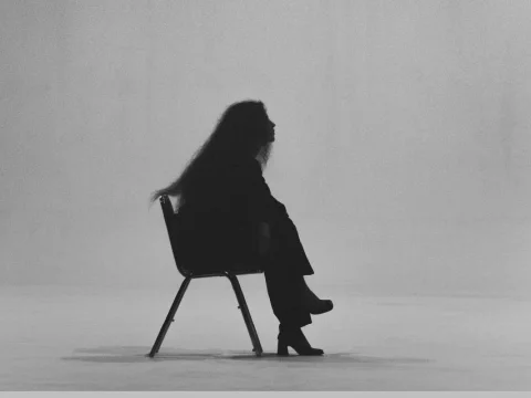 Silvana Estrada: Vendrán suaves lluvias