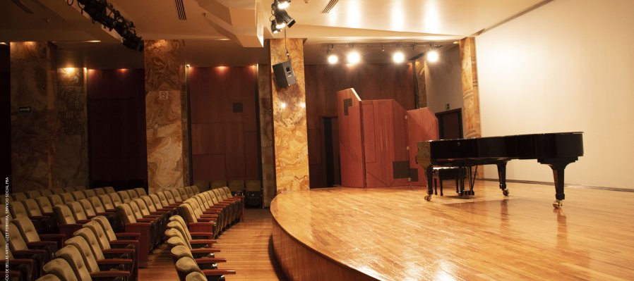 Roberto Peña Sommer, violín y Carlos Adriel Salmerón, piano