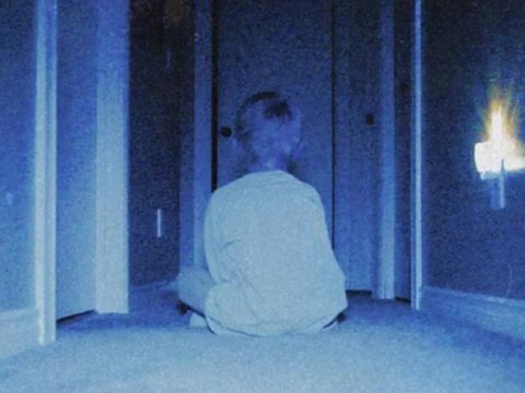 Skinamarink: El despertar del mal
