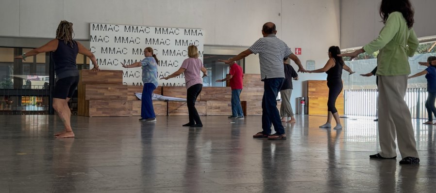 Arte en movimiento con Tai chi- kung