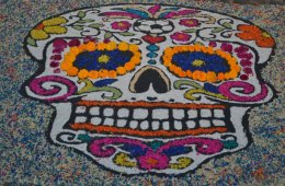 Imagen muestra de la actividad: Exposición de tapetes tradicionales de muertos