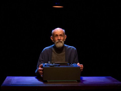 Imagen muestra de Toda identidad es imaginaria