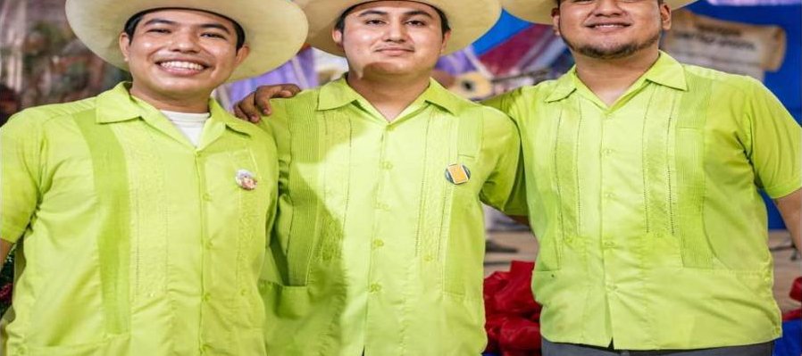 Trío Temple Huasteco