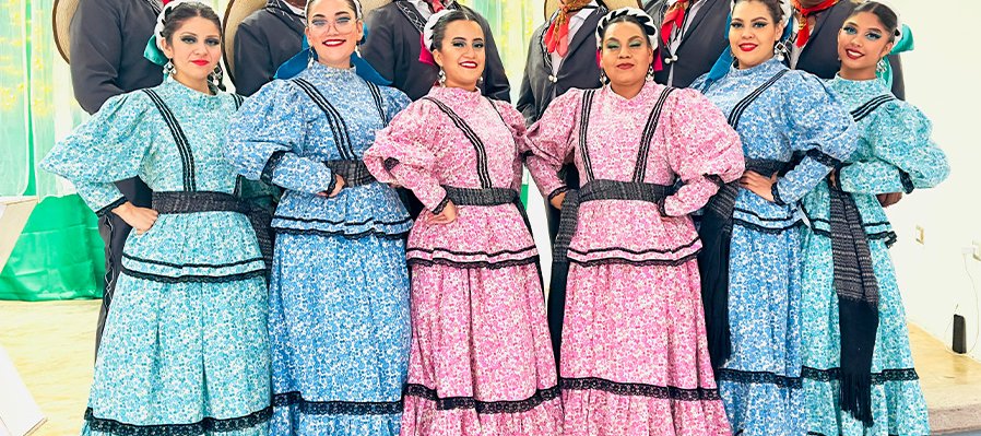 Grupo folklórico Tierra Mestiza