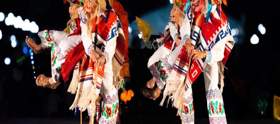 México: Tradición y Revolución