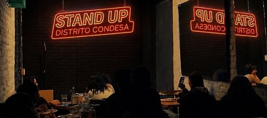 Stand up Distrito Condesa