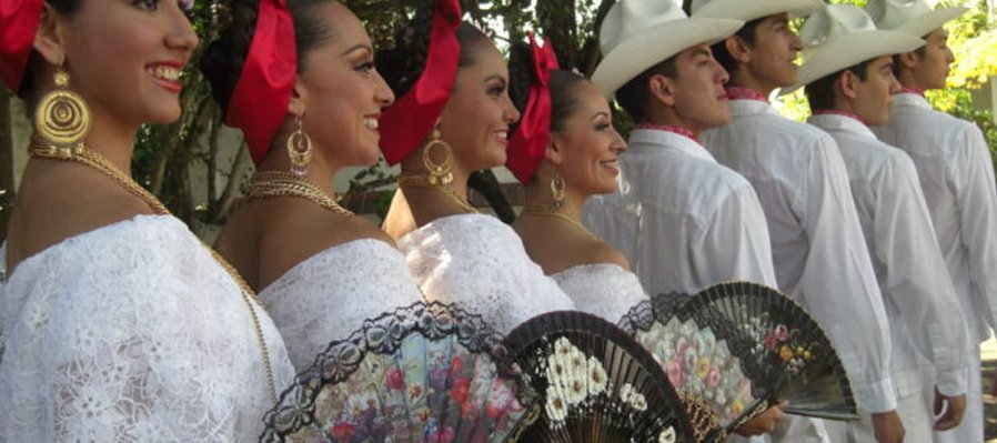 Veracruz: 60 años de Folklor