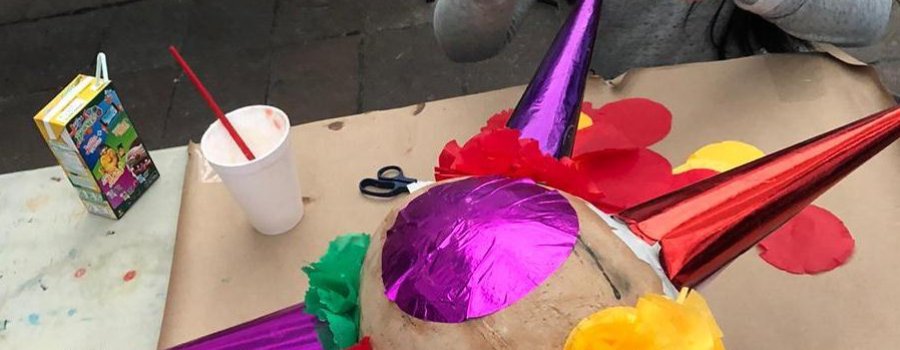 Elaboración de piñatas