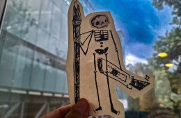 Imagen muestra de la actividad Taller de Stencil "Se apareció la calaca"