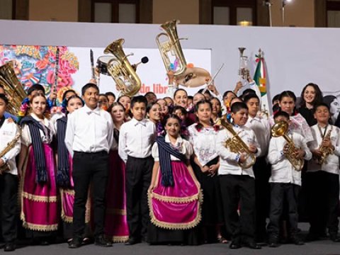 Fiesta de Culturas Comunitarias, “Yoltlajtoli: Voces Vivas”