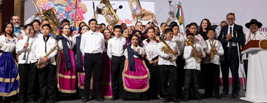 Fiesta de Culturas Comunitarias, “Yoltlajtoli: Voces Vivas”