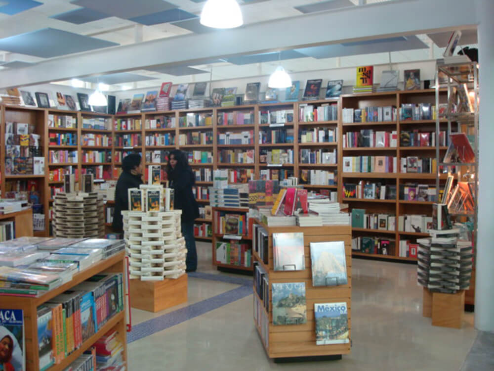 Librería Educal Aeropuerto Internacional de la CDMX T2